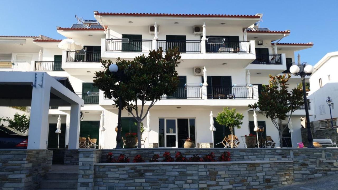 Pansion Alexandros By The Sea Aparthotel Nea Skioni Ngoại thất bức ảnh
