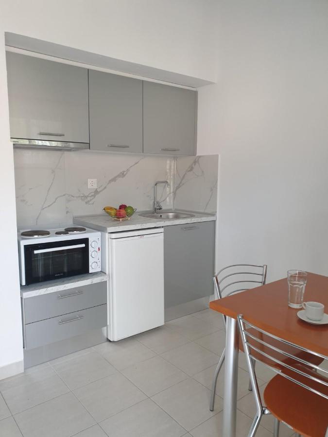 Pansion Alexandros By The Sea Aparthotel Nea Skioni Ngoại thất bức ảnh