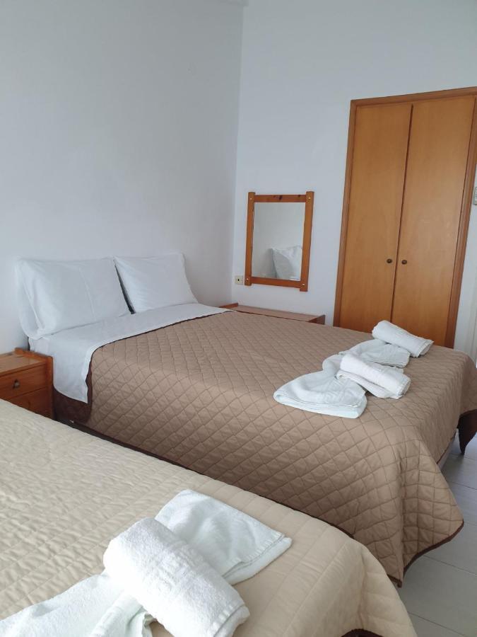 Pansion Alexandros By The Sea Aparthotel Nea Skioni Ngoại thất bức ảnh